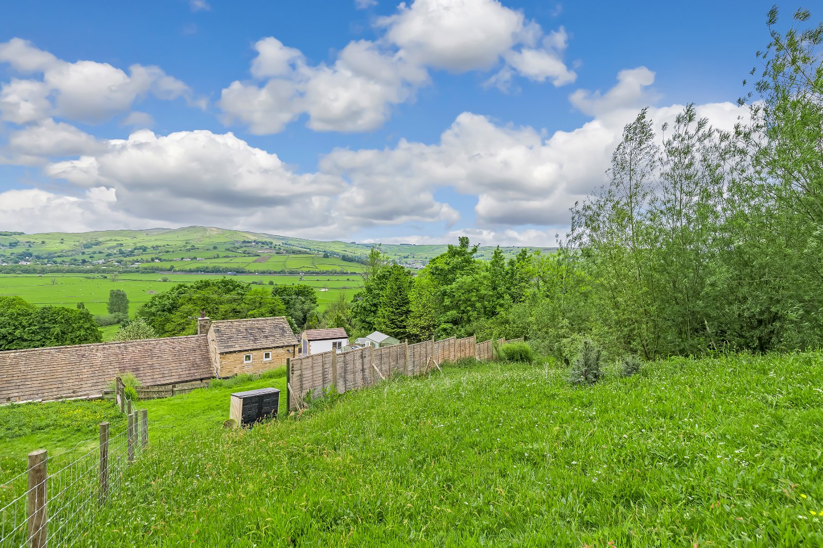 Woodside Lane, Cononley, Keighley, West Yorkshire, BD20