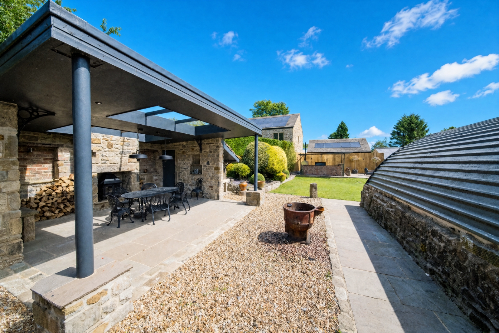 Skipton Road, Thornton in Craven, Skipton, North Yorkshire, BD23