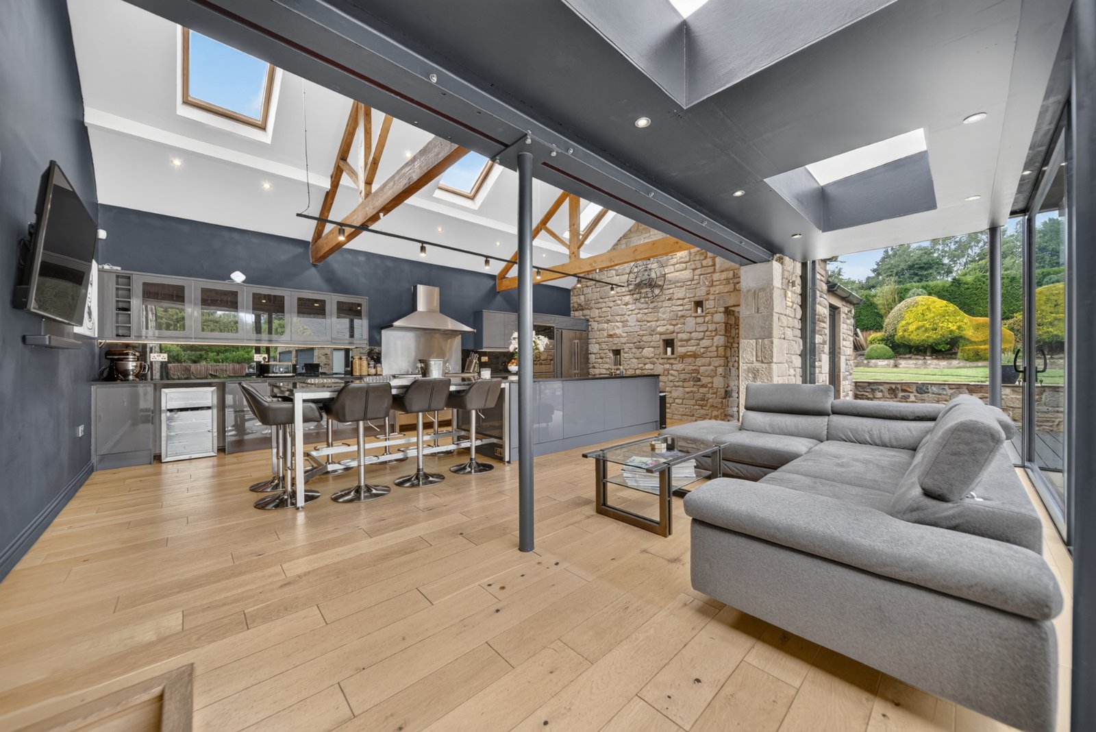 Skipton Road, Thornton in Craven, Skipton, North Yorkshire, BD23