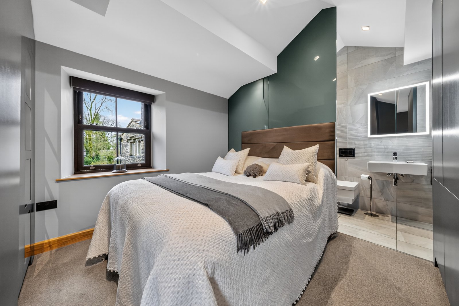 Linton, Skipton, North Yorkshire, BD23