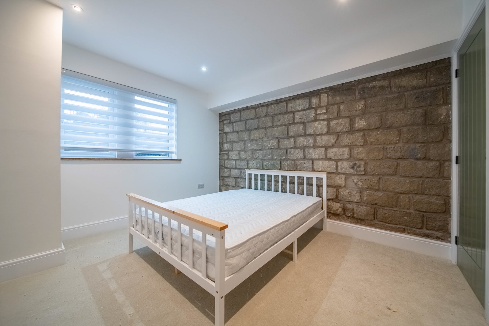 Keighley Road, Bradley, Keighley, North Yorkshire, BD20