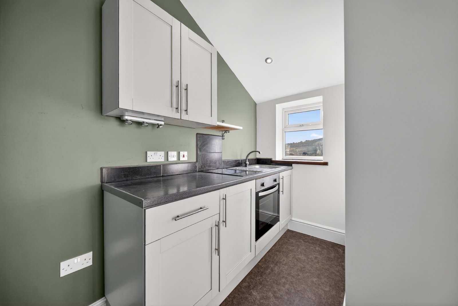 Keighley Road, Bradley, Keighley, North Yorkshire, BD20