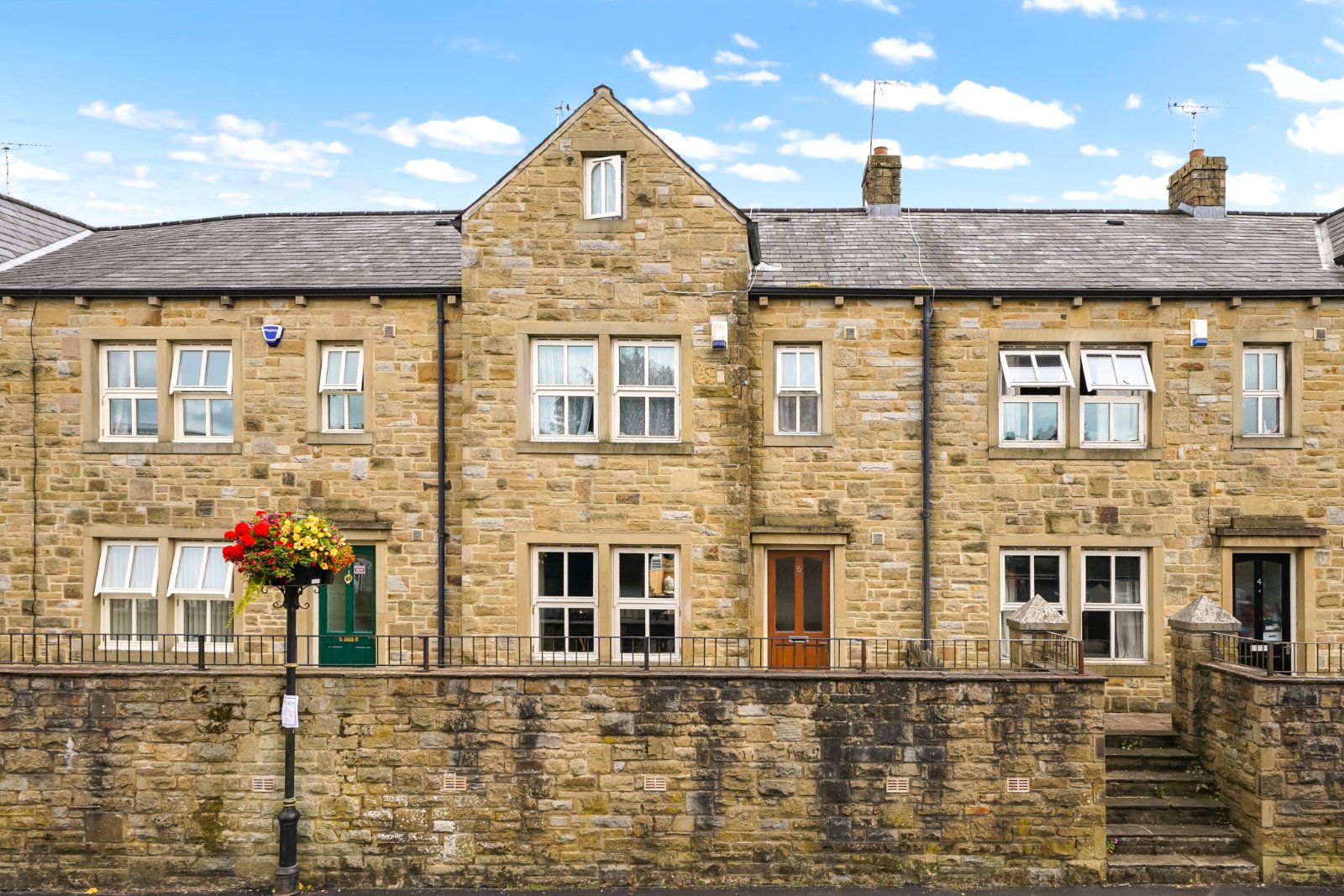 Victoria Crescent, Earby, Barnoldswick, Lancashire, BB18 - Hardisty