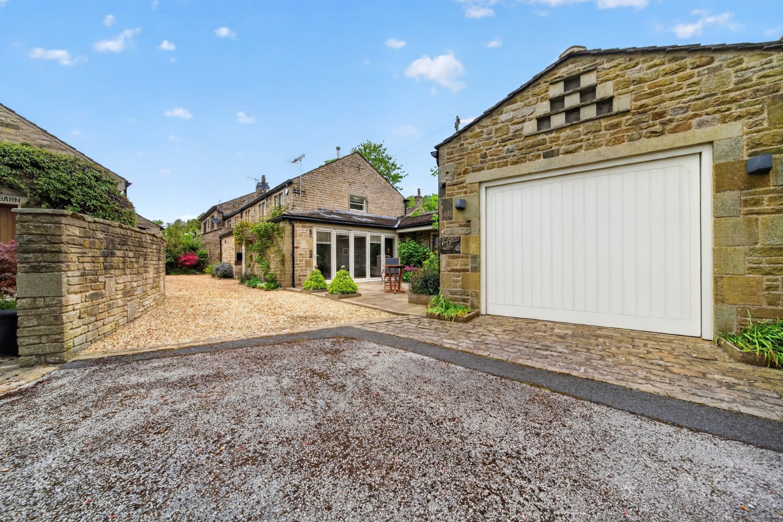 Main Street, Farnhill, Keighley, North Yorkshire, BD20
