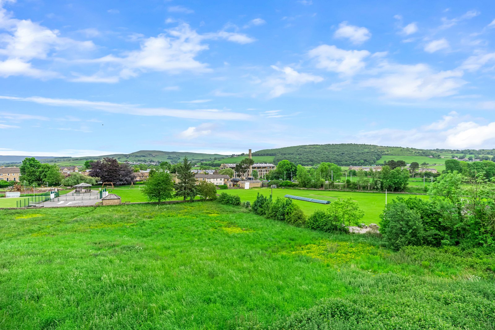 Crosshills Road, Cononley, Keighley, North Yorkshire, BD20